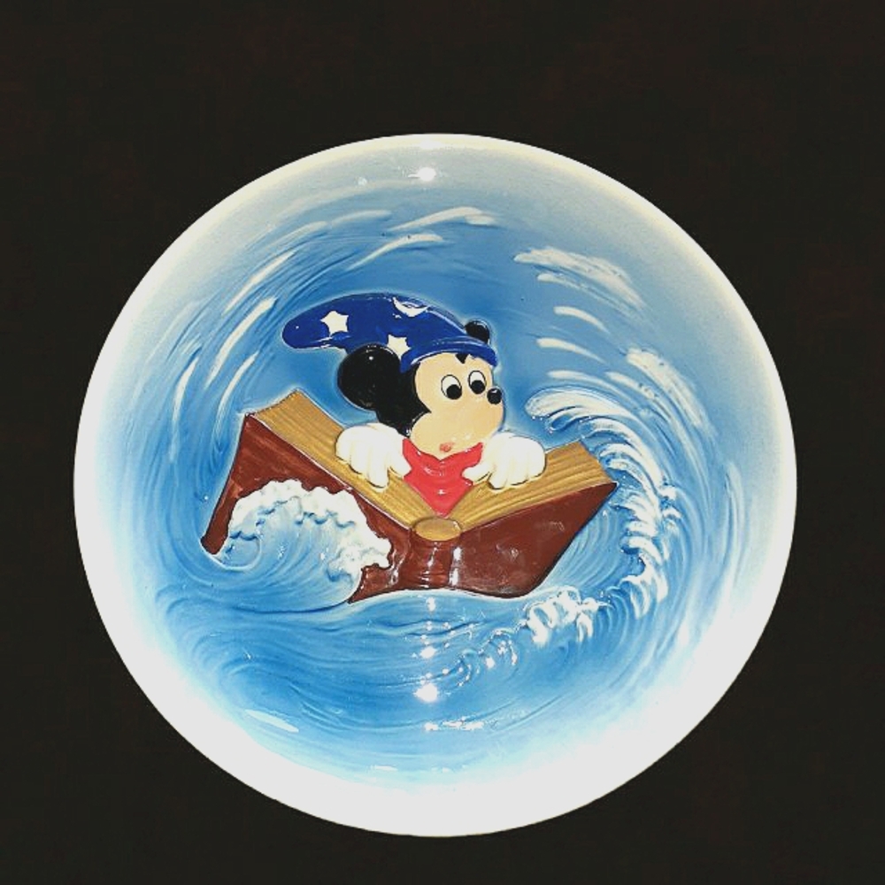 - WALT DISNEY'S 3D FANTASIA 50TH ANNIVERSARY PLATE